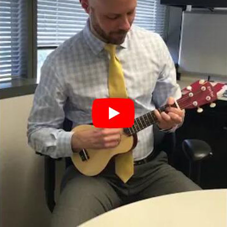 Rainbow Ukulele Spelar kundåterkoppling